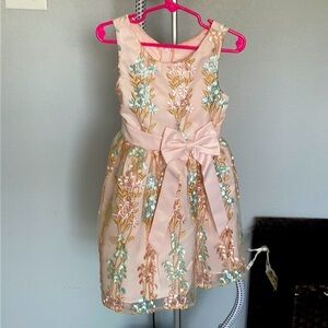 Beautiful light pink pastel floral dress.